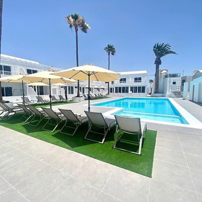 Puerto Del Carmen Airconditioned 2bed Poolside Apartament *