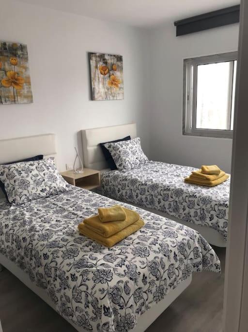 Puerto Del Carmen Airconditioned 2bed Poolside Appartement