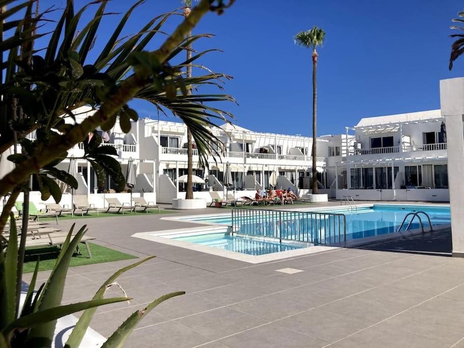 Puerto Del Carmen Airconditioned 2bed Poolside Appartement *